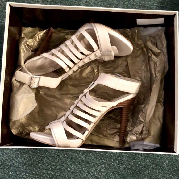 Off White Joan & David Heel Sandals - Picture 3 of 6